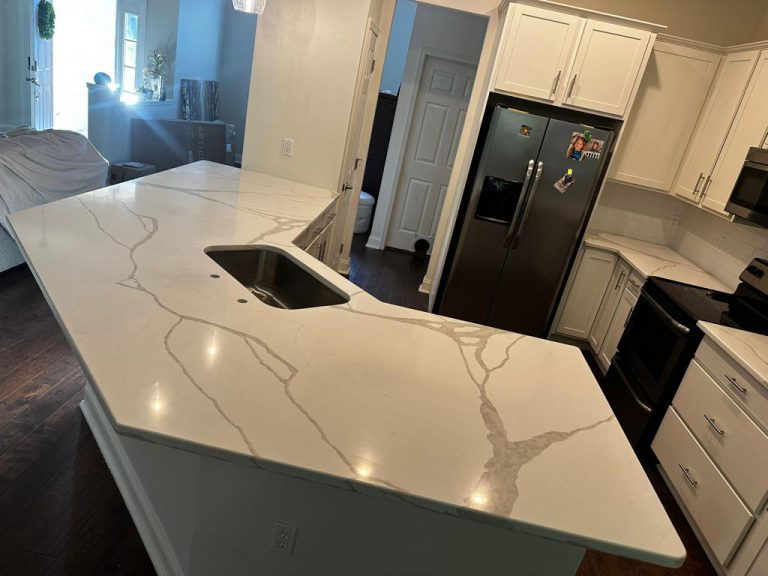 Quartz Countertops Project in Ponte Vedra Beach, Florida, Featuring Calacatta Palazzo